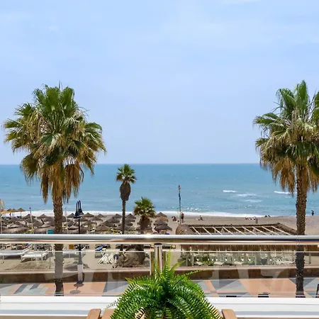 In By Playa El Bajondillo * Torremolinos
